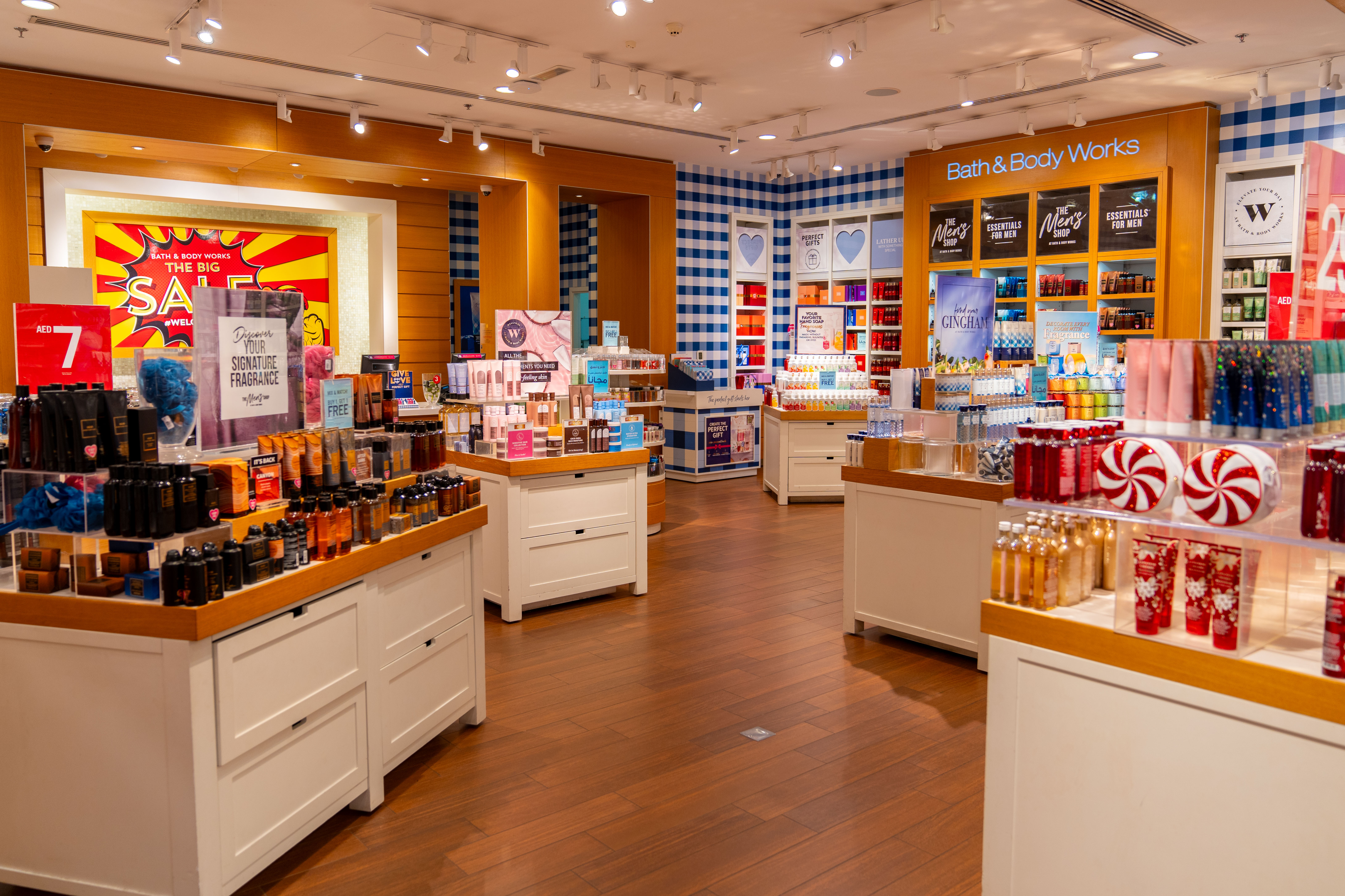 BATH & BODY WORKS |