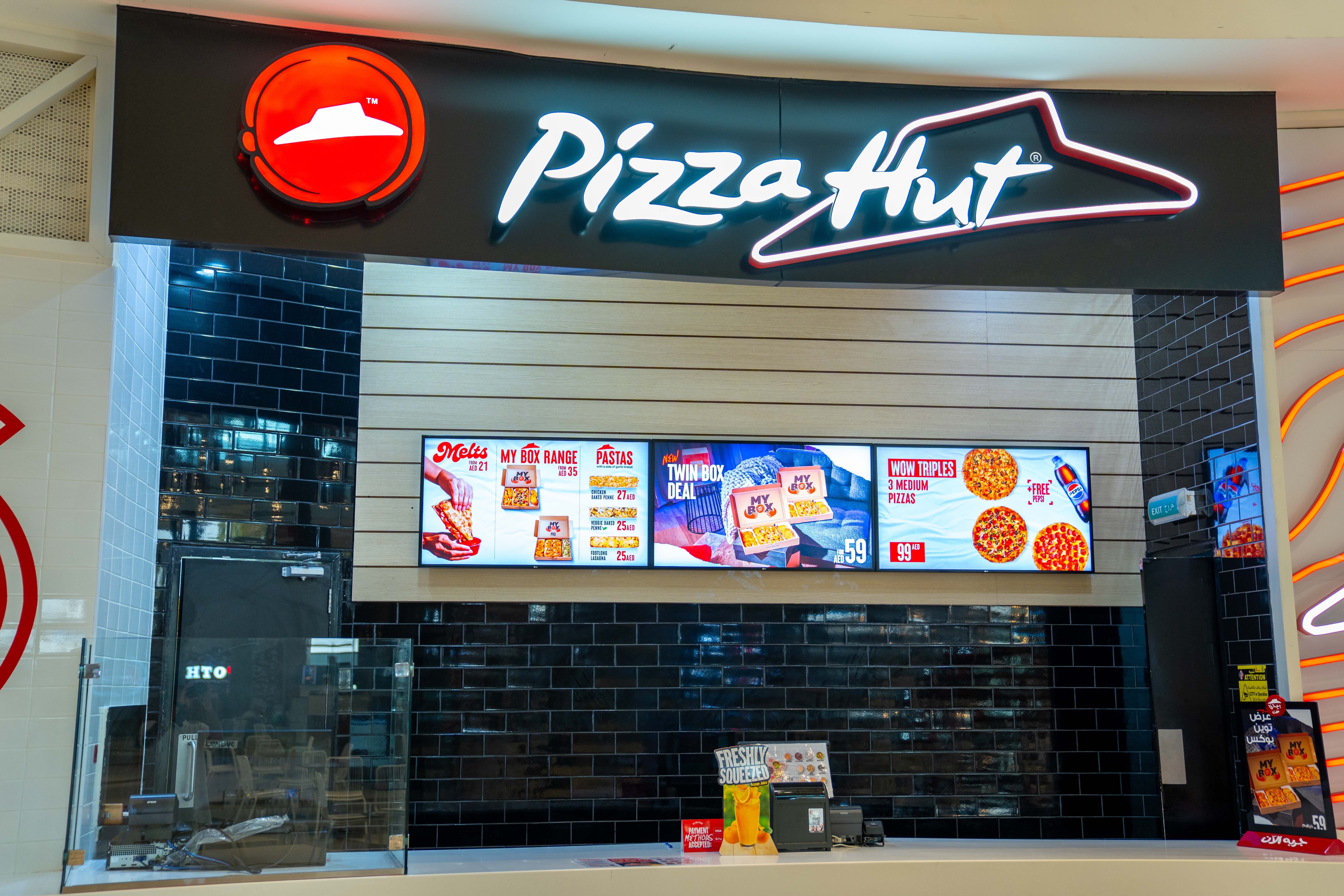 PIZZA HUT